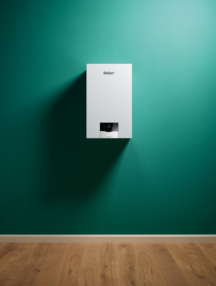 Настенный газовый котел Vaillant ecoTEC plus VU 35CS/1-5 (N-INT4)