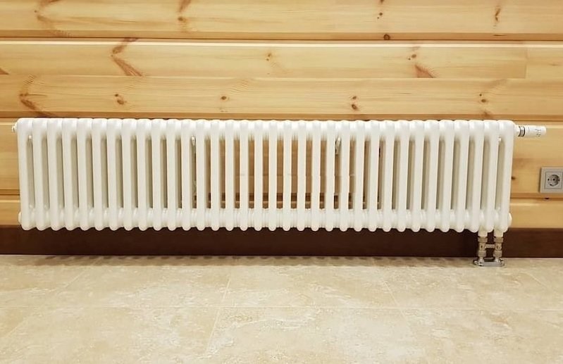 Стальной трубчатый радиатор Zehnder Charleston 3050 н/п (16 секций)